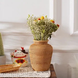 Rattan decorative vase