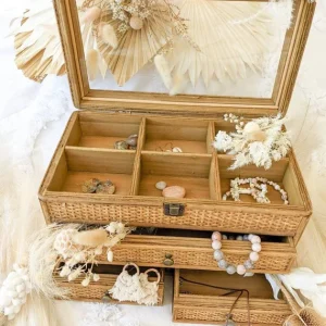 Rattan jewelry box